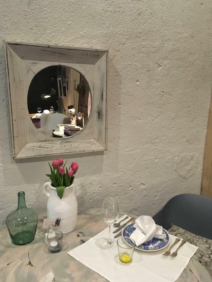 Boutique Hotel B&B Fleurie Saint-Amand-Mont-Rond Exteriör bild